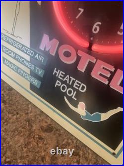 Casino Hotel Flamingo Vegas Neon Wall Clock Sign Vintage Bugsy Siegel Gangster