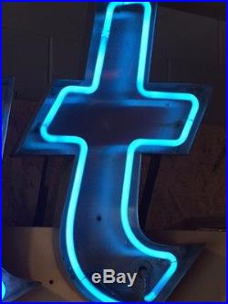 EAT neon sign, vintage from Route 66 diner. 1950's cafe or restaurant