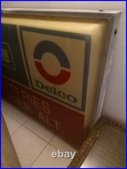 Huge Vintage 1960s Neon Sign Batteries GM DELCO
