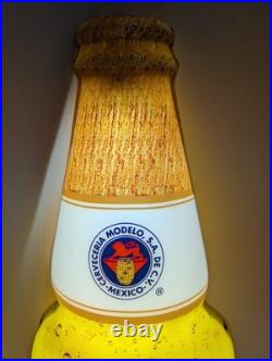 Modelo Beer Bottle Light Up Lamp Neon Sign Bar Man Cave Decor Pub Beer vtg