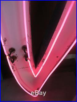 Original neon sign letter V LA VITA MOTEL vintage neon sign Wildwood NJ COOL