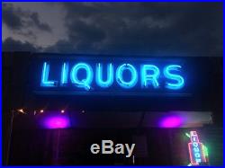 Porcelain Liquors Neon Sign, Vintage Bar Man cave