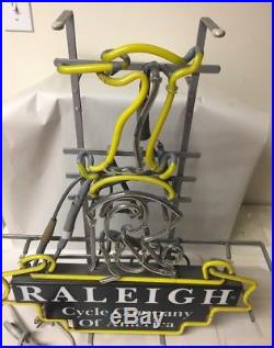 RARE VTG RALEIGH BICYCLE NEON ADVERTISING DISPLAY SIGN as is, neon is cracked