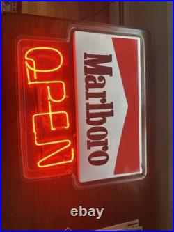 Rare Vintage Marlboro Open Neon Sign Works