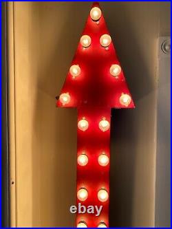 Rare, Vintage SIX FOOT LIGHTED RED ARROW SIGN Mint Condition / United Neon Co