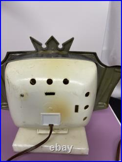 VINTAGE CHIVAS REGAL 12 Year Scotch Light Up Sign. ADVERTISING BAR SIGN