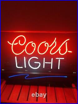 Vintage 1992 Rare Coors Light Beer Electric Neon Sign. USA 26x17x5