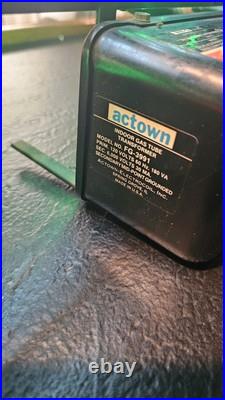 Vintage Budweiser Shamrock Neon Bar Sign RARE! 27x24 Green lit- King Of Beers