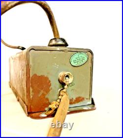 Vintage KEYS Neon Sign RED GREEN 15x30 1950s 60s Store Display Advertising