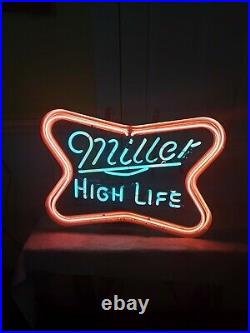 Vintage MILLER HIGH LIFE FLASHING NEON Sign 21.5x 16.5 x 4 Working Condition
