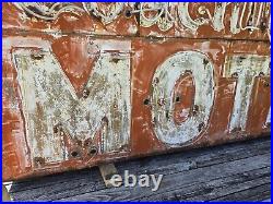 Vintage Neon 1950s Coachlite Motel Metal Sign