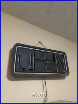 Vintage Neon'Open' Sign