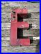 Vintage_Porcelain_Letter_E_Neon_Sign_01_mn
